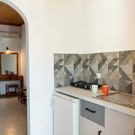 Апартаменты Periyali *